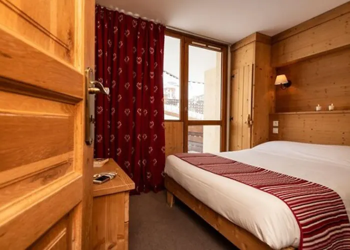 Le Chamois D'or Aparthotel 3*